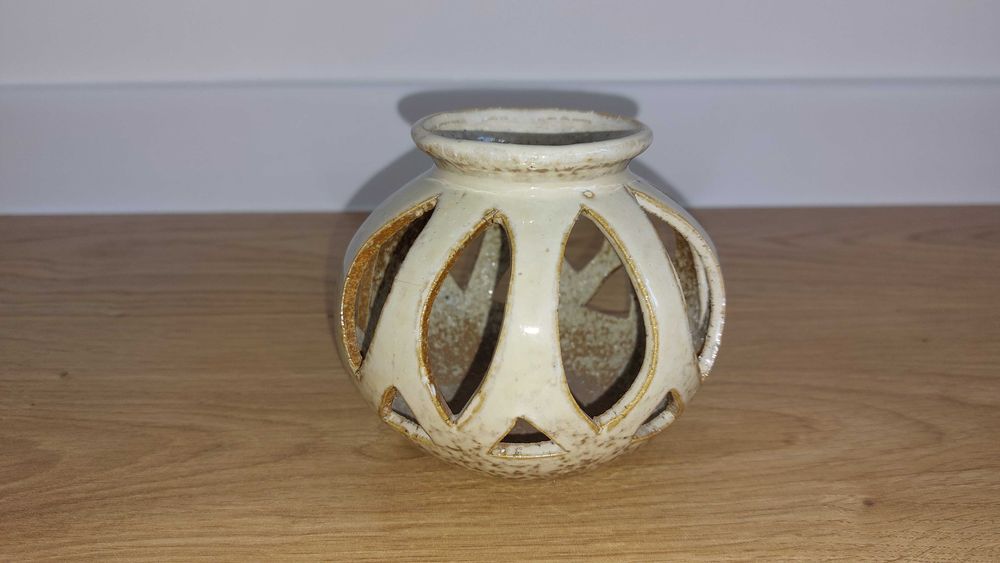 Świecznik kula, okrągły, beżowy_10 x 9 cm