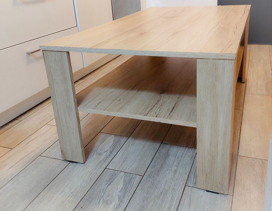 Drewniana ława, jak nowa.