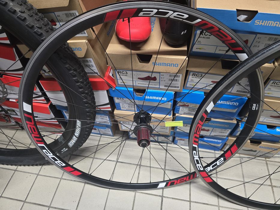 Rodas New race de estrada de calco