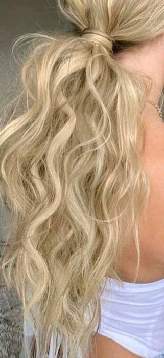 Wlosy krecone syntetyczne kucyk blond