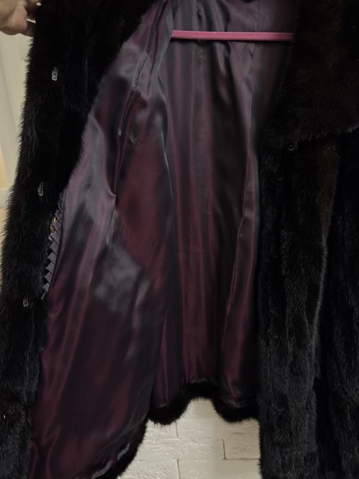 Норкова шуба коричнева