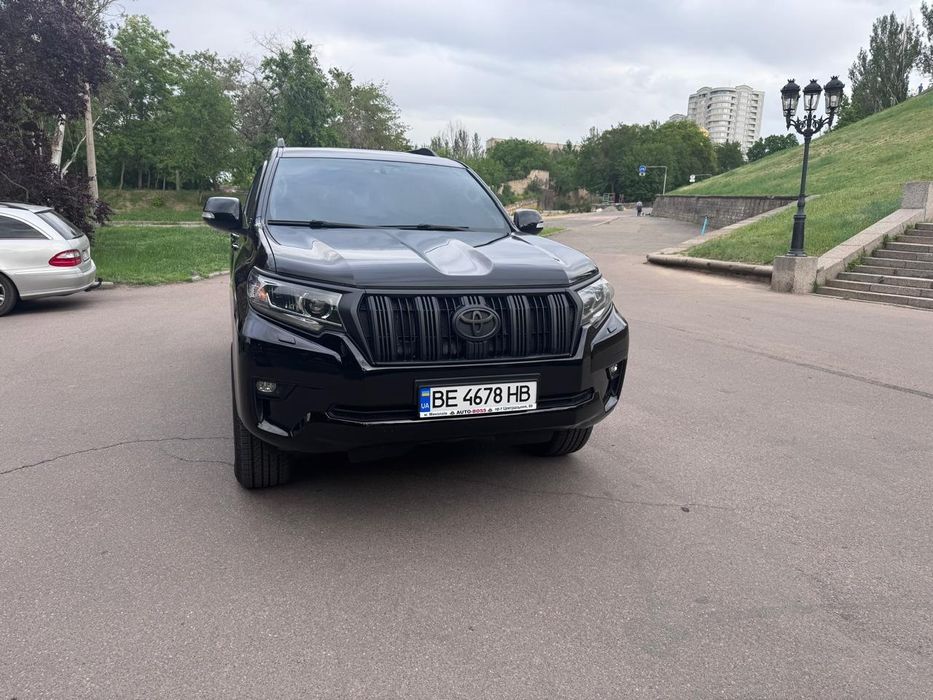 Toyota Land Cruiser Prado 2017 V покоління.