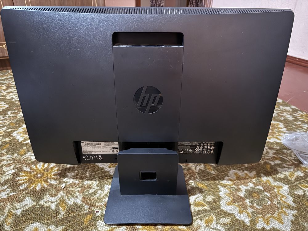 Монитор Dell E2318H