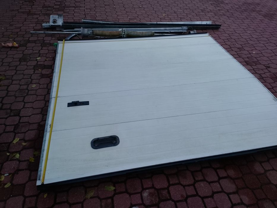 Brama garażowa segmentowa 290x250.i.250x235