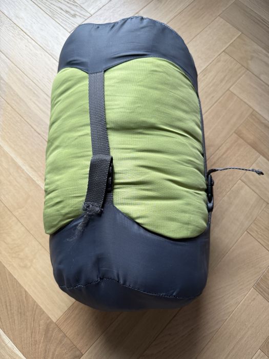 Śpiwór zimowy bardzo ciepły