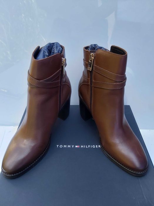 Nowe botki TOMMY HILFIGER skórzane brązowe sztyblety 37