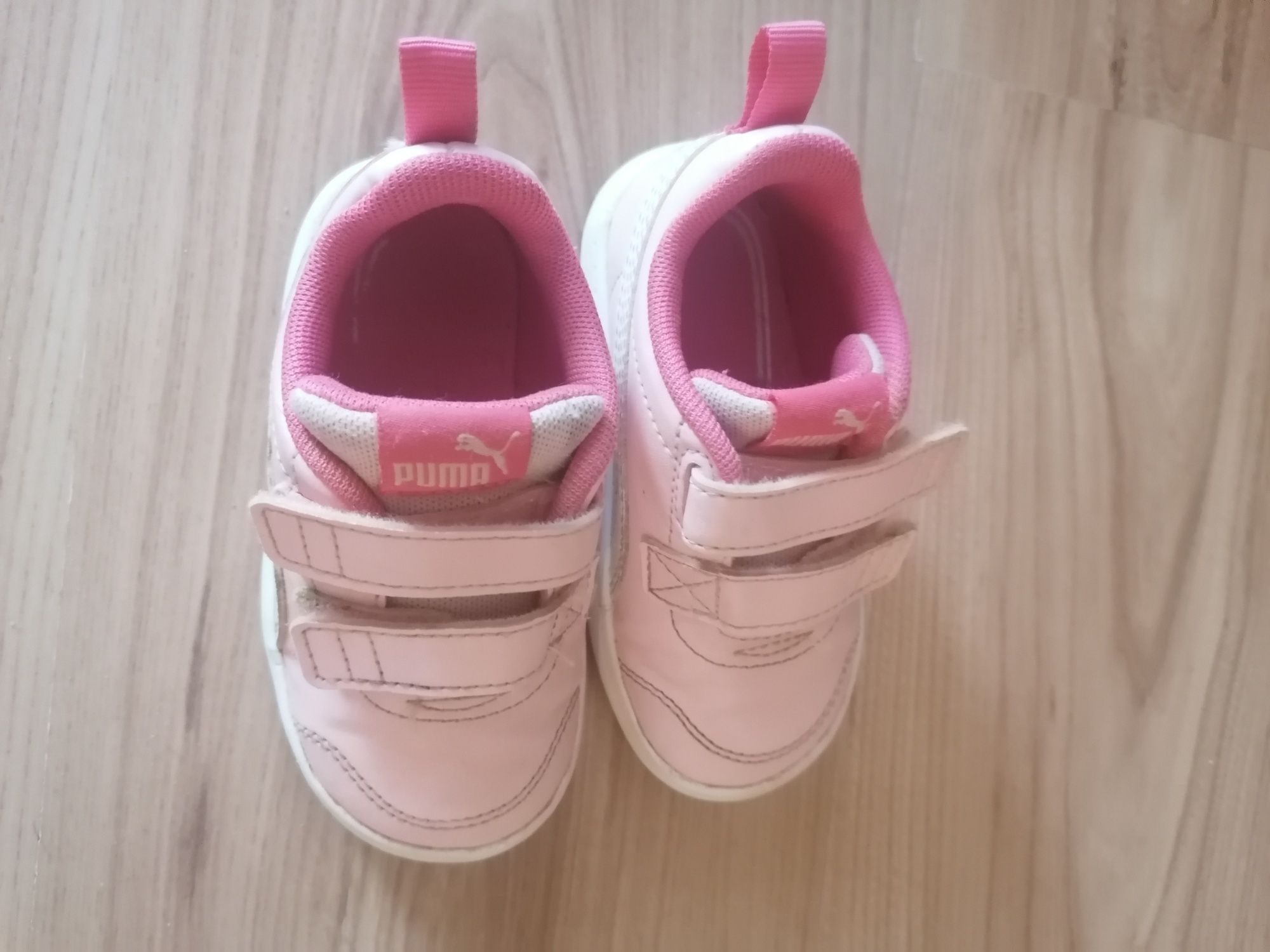 Buty sportowe dziecięce puma rozm 22