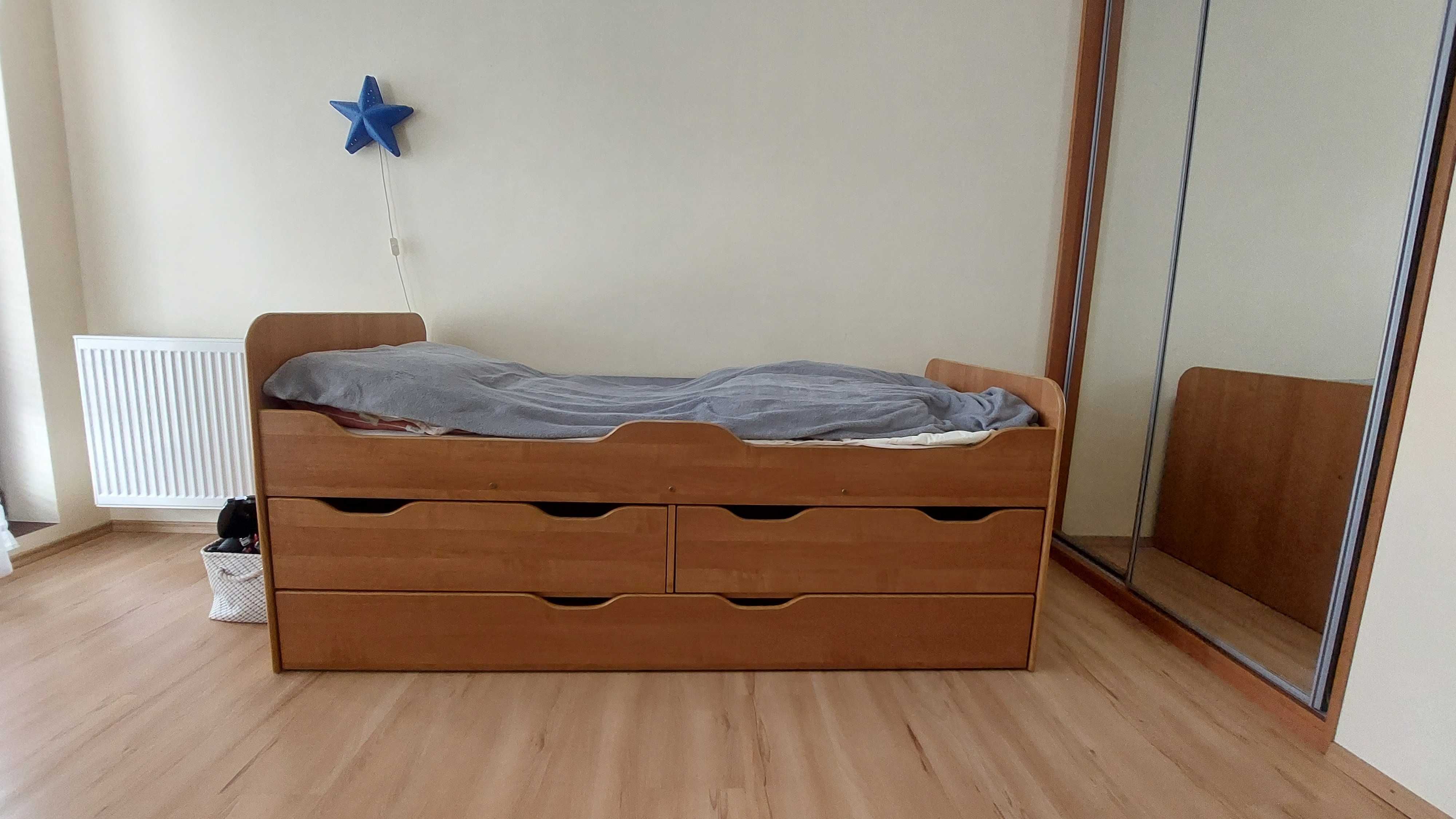 łóżko - jedno lub dwu osobowe z pojemnymi szufladami