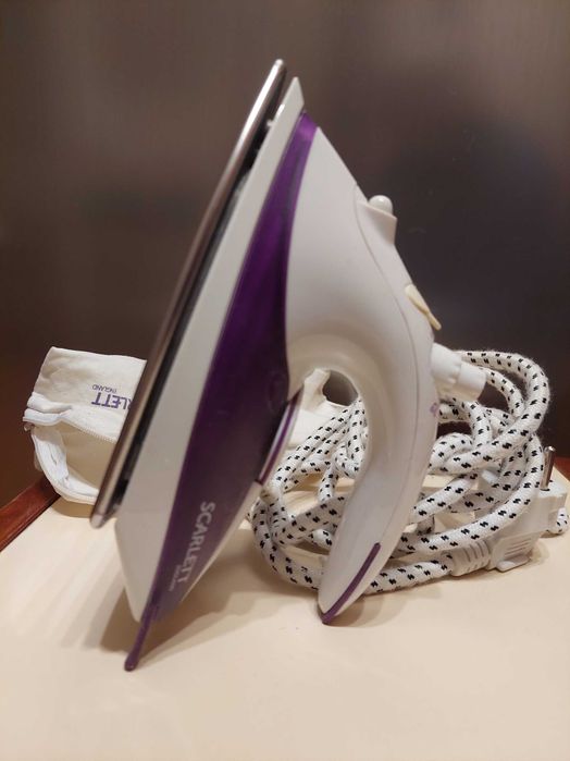 Дорожний компактний утюг Scarlett SC 335S 800W