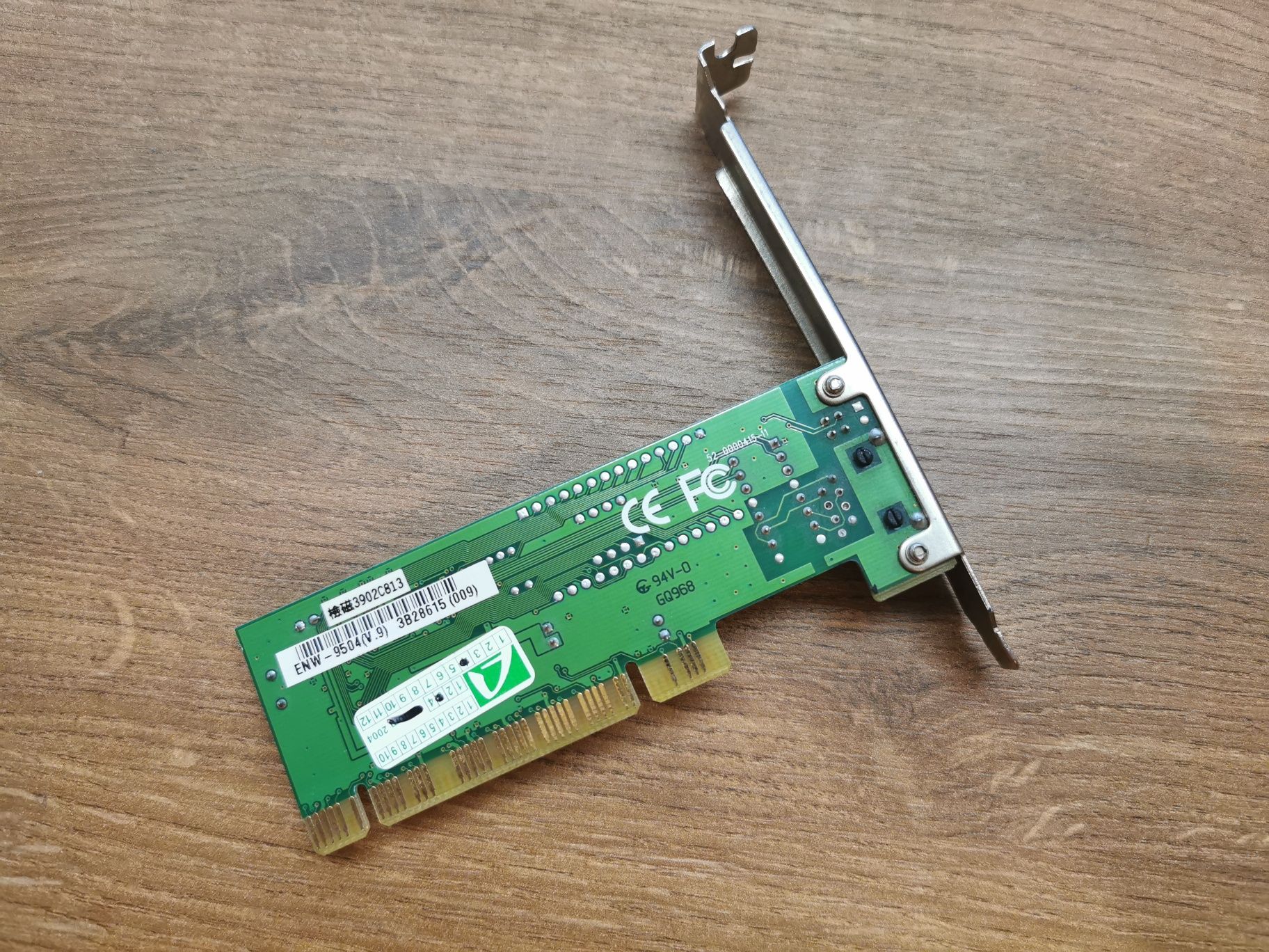 Karta sieciowa LAN Planet ENW-9504 v.9 10/100Mbit PCI RJ-45