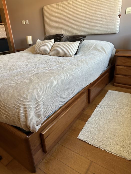 Mobilia quarto Cerne