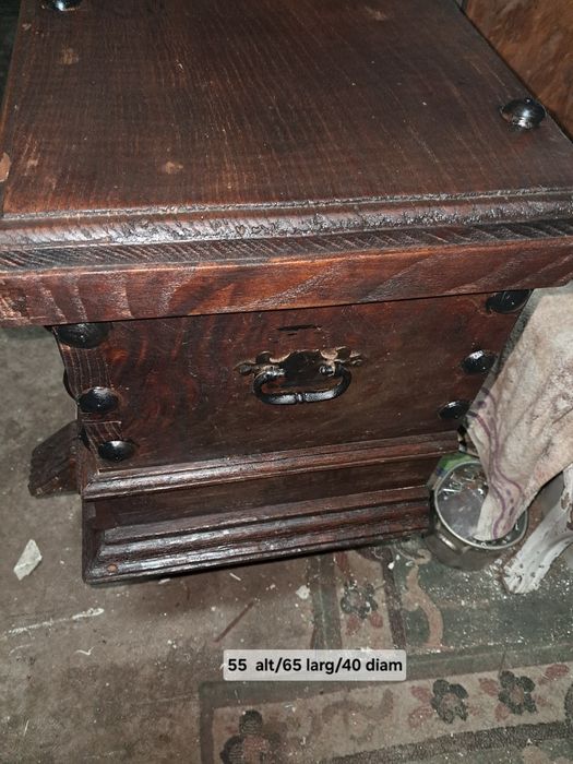 Pequeno baú  madeira de matazana