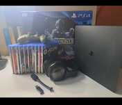 Konsola PS4 z grami