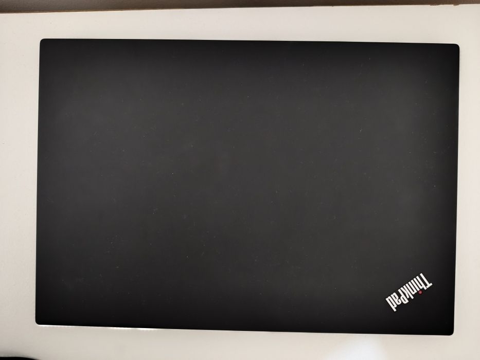 Portátil Lenovo ThinkPad T14 Gen 2