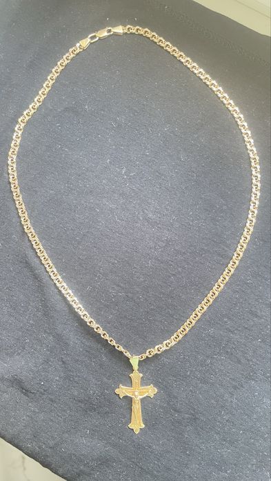 Золотий ланцюжок з крестиком плетіння бісмарк