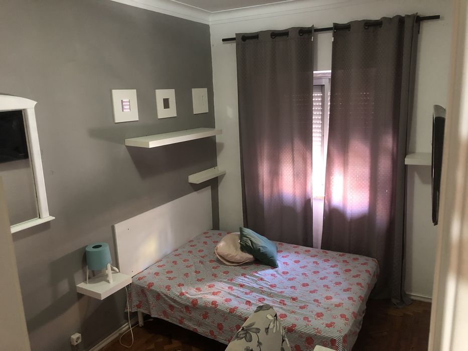 Quarto solteiro casal