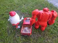 Samochód, skarbonka, robot