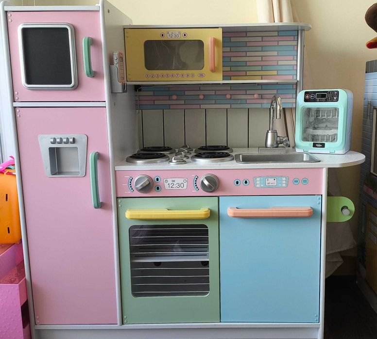 Cozinha moderna de brincar