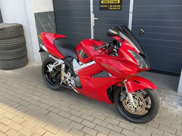 Honda VFR 800 VTEC