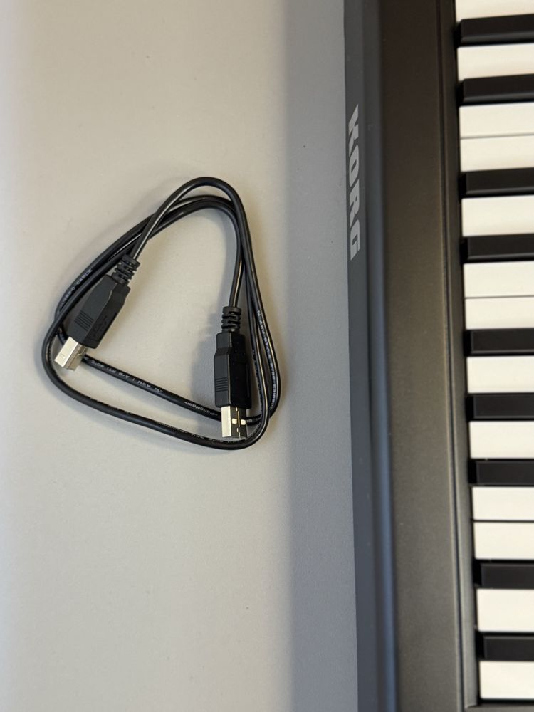 Korg Microkey 2-37 | MIDI клавіатура 37 міні-клавіш