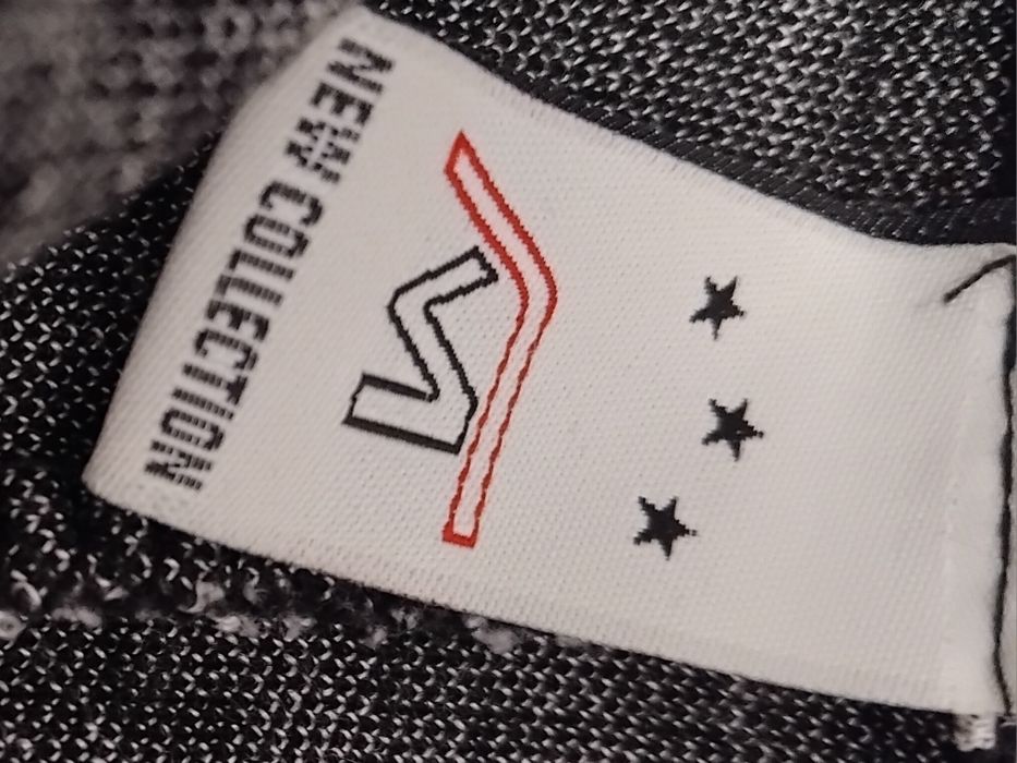 Sukienka z długim rękawem