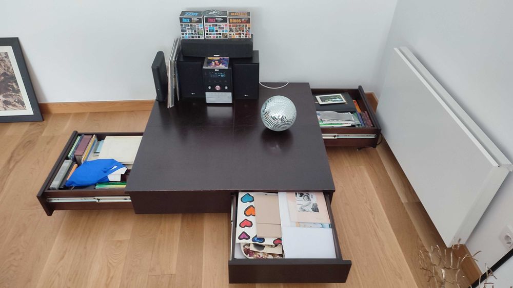 3 móveis de sala - Aparador, móvel de tv e mesa de apoio
