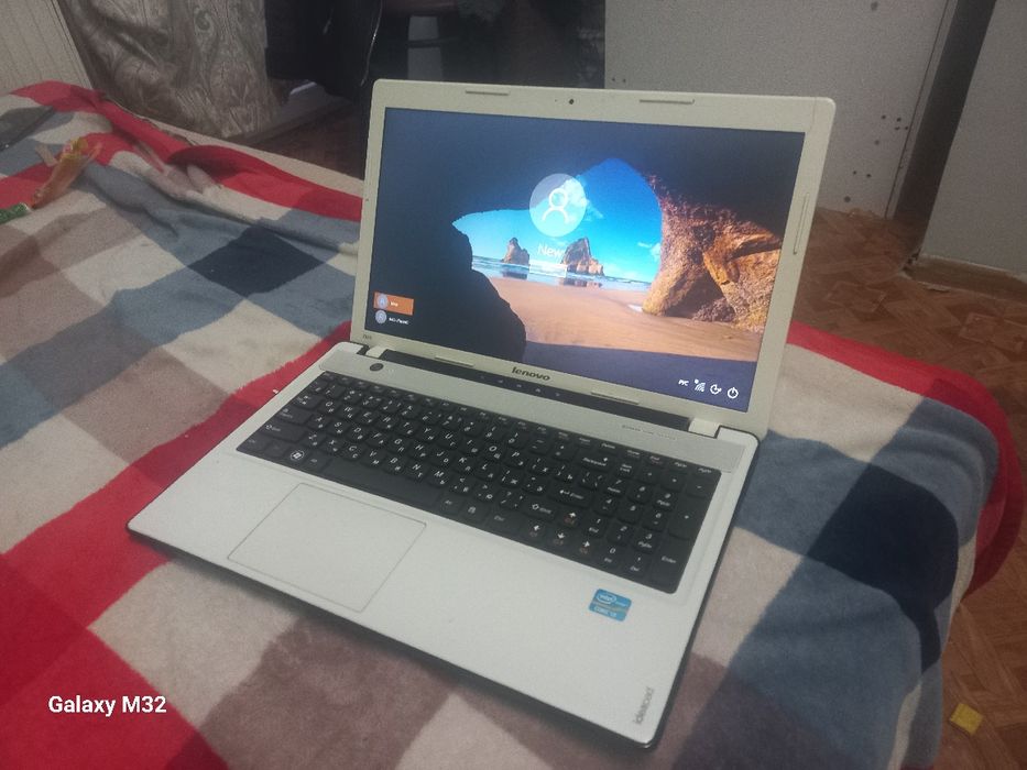 Lenovo z580 в хорошому стані.