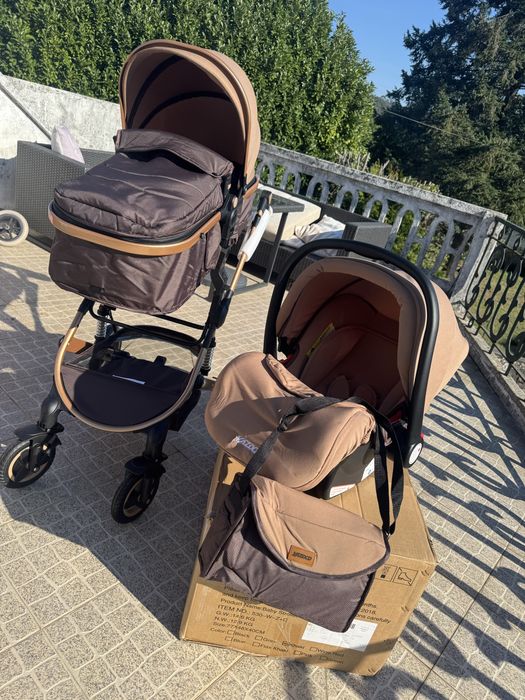 Carrinho de bebe trio luxuoso
