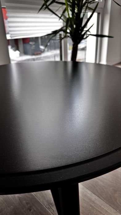 Stolik kawowy KRAGSTA – czarny, 90 cm – stan bardzo dobry