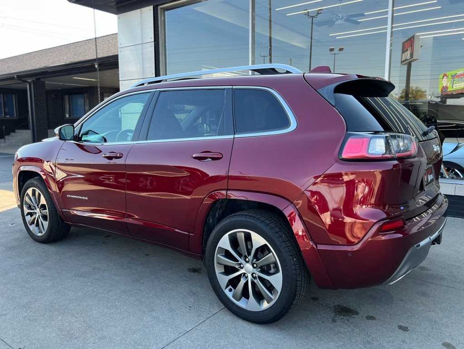 2019 Jeep Cherokee Overland