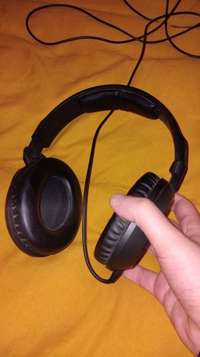 Vendo Headphones (SennHeiser)