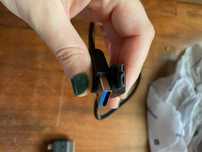 cabo usb com abertura larga e fina