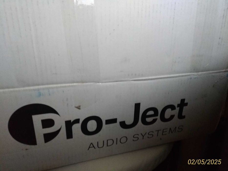 Pro-Ject Elemental - com cápsula mm ortofon om5e