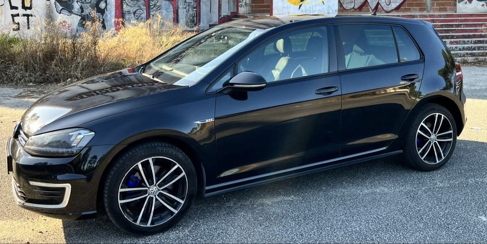 A venda VW golf GTE