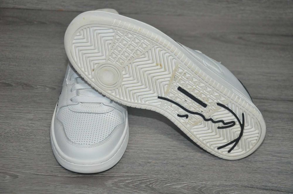 Продам кросівки шкіряні ФІРМА KARL KANI