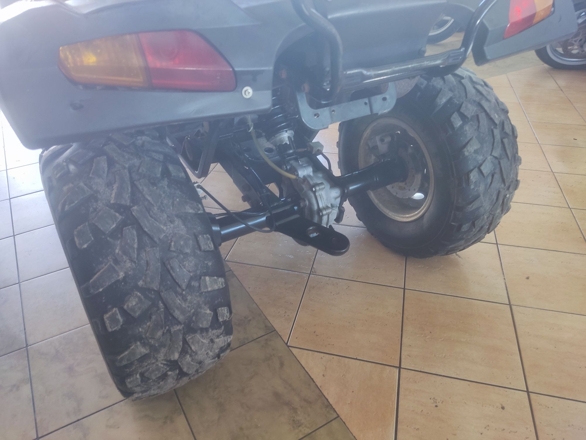 Quad Linhai Puma 300 4x2 08r.