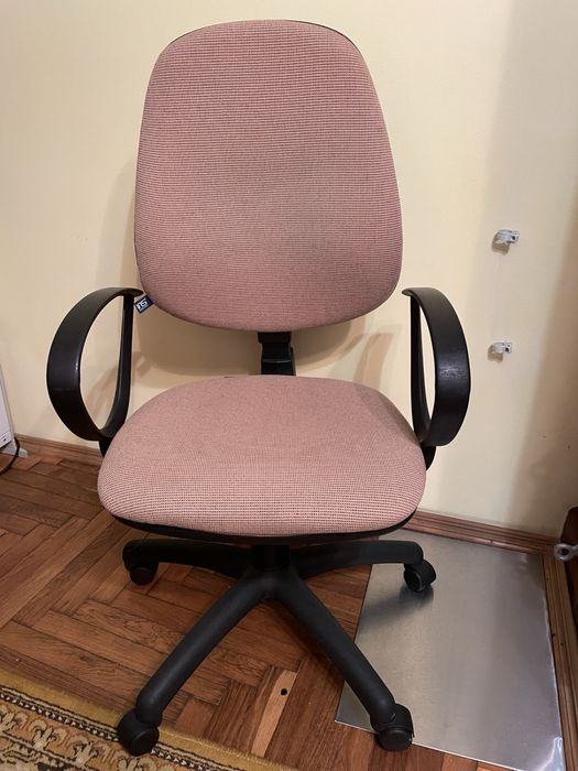 Крісло компʼютерне