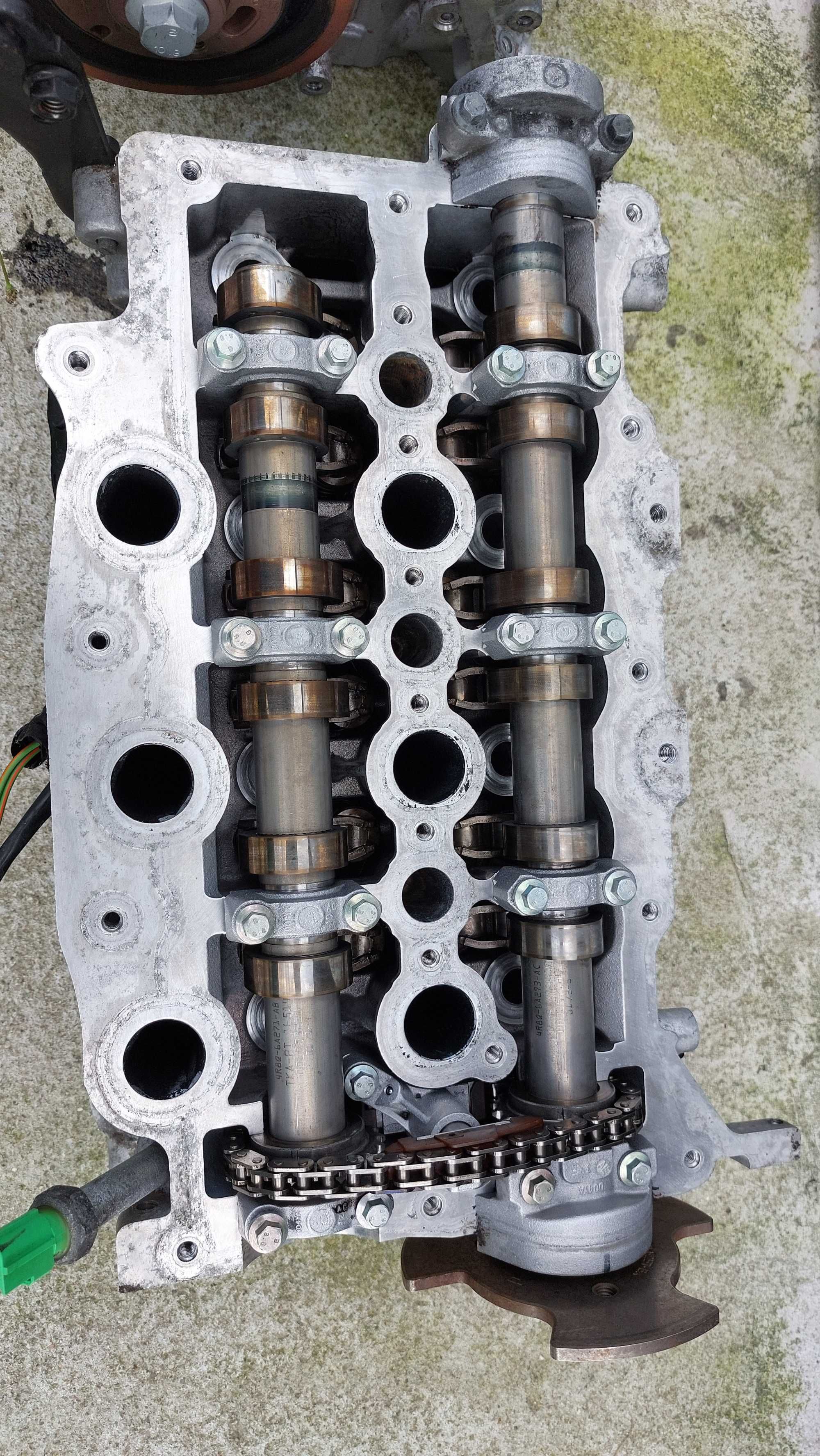Citroen C5,C6 ,407 ,2,7 HDI v6 głowica 2szt,kpl z wałkami