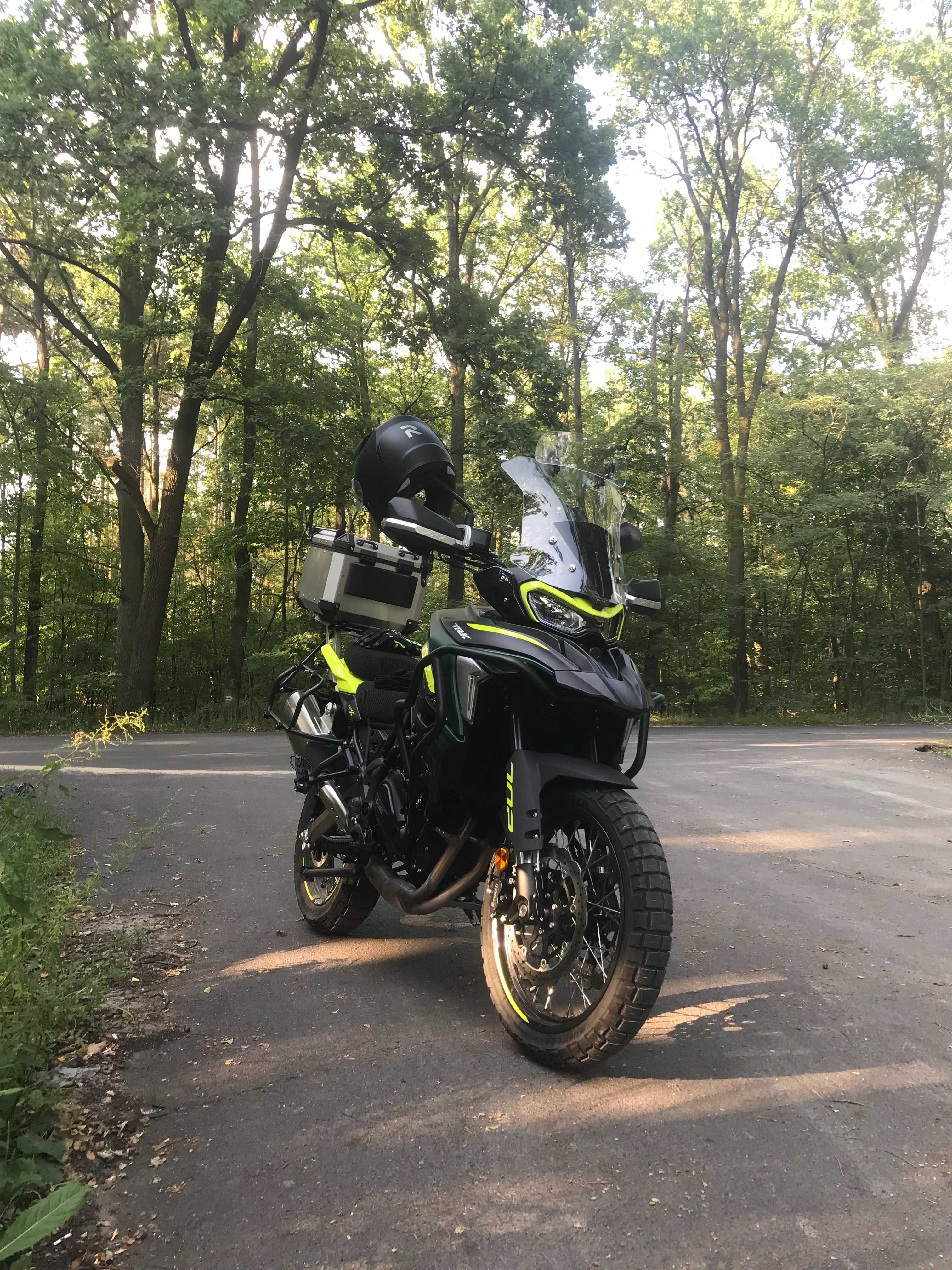 Benelli TRK 702x, nie SUZUKI VSTROM, DL, Versys, tracer, nc750x