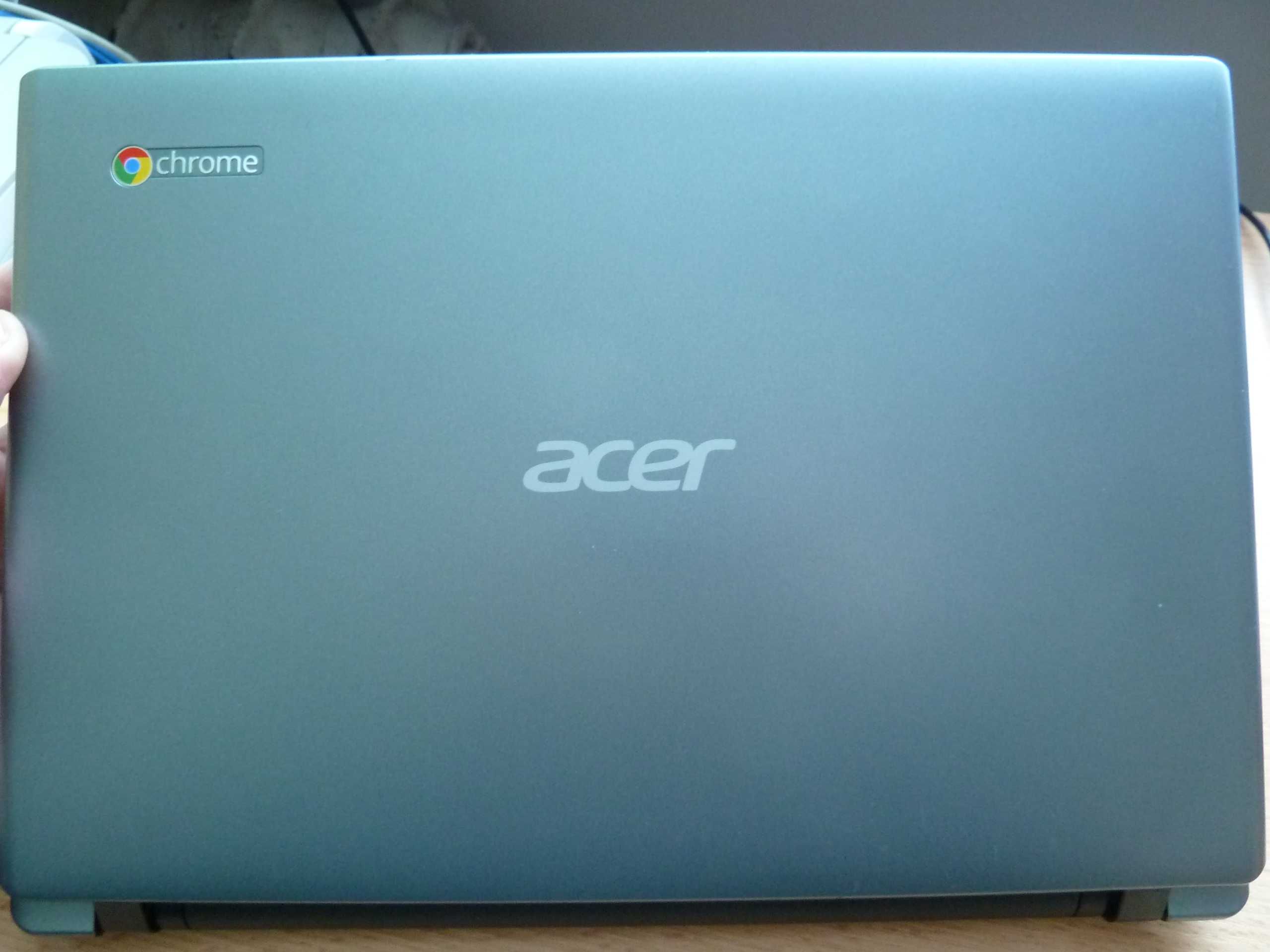 Acer C710 - bez systemu