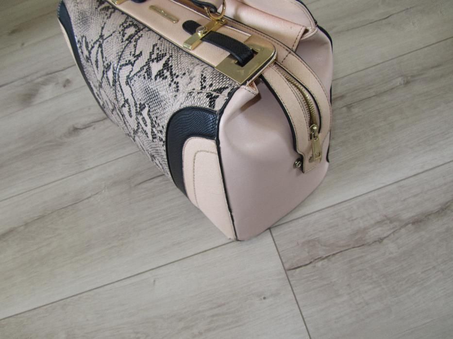 Sprzedam torebkę River Island