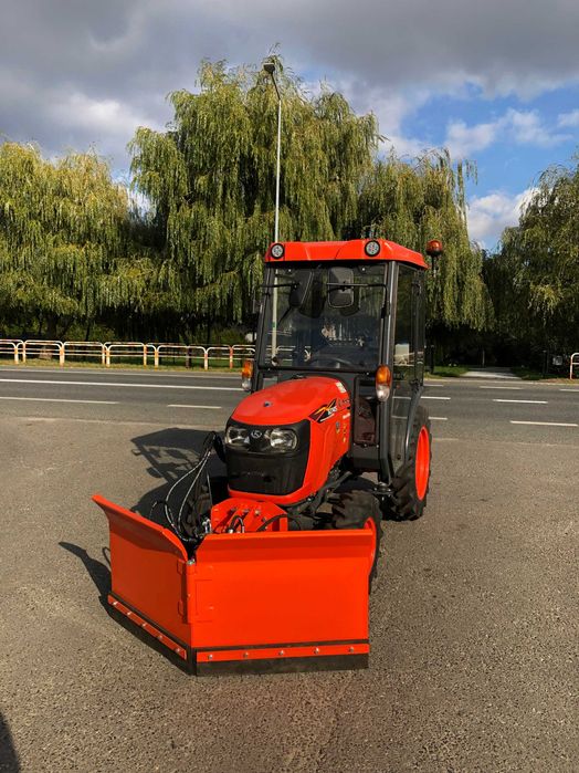 Traktorek Kubota Neo Star B2741 + kabina + pług do śniegu strzałka