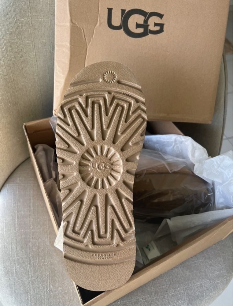 UGG Tazz tamanho 38, novas com etiqueta