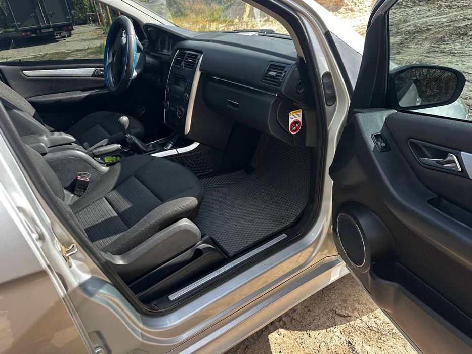 Мерседес В-180 2.0 cdi