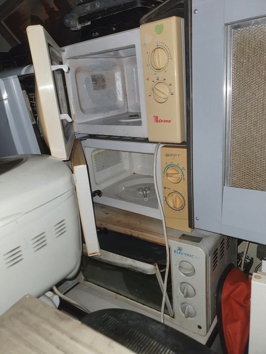 Venda de recheio eletrodomésticos sofas entre outros. Venda com urgênc