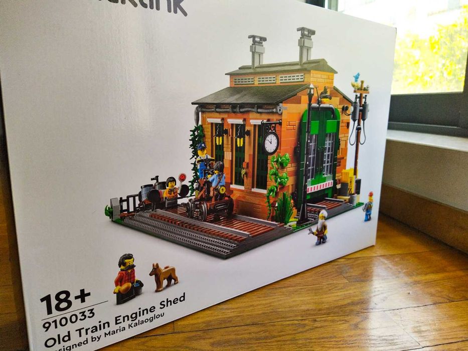 LEGO 910033 Bricklink Old Train Engine Shed