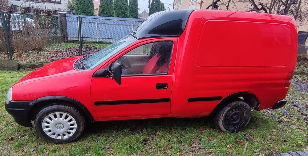 Продам авто Опель Комбо