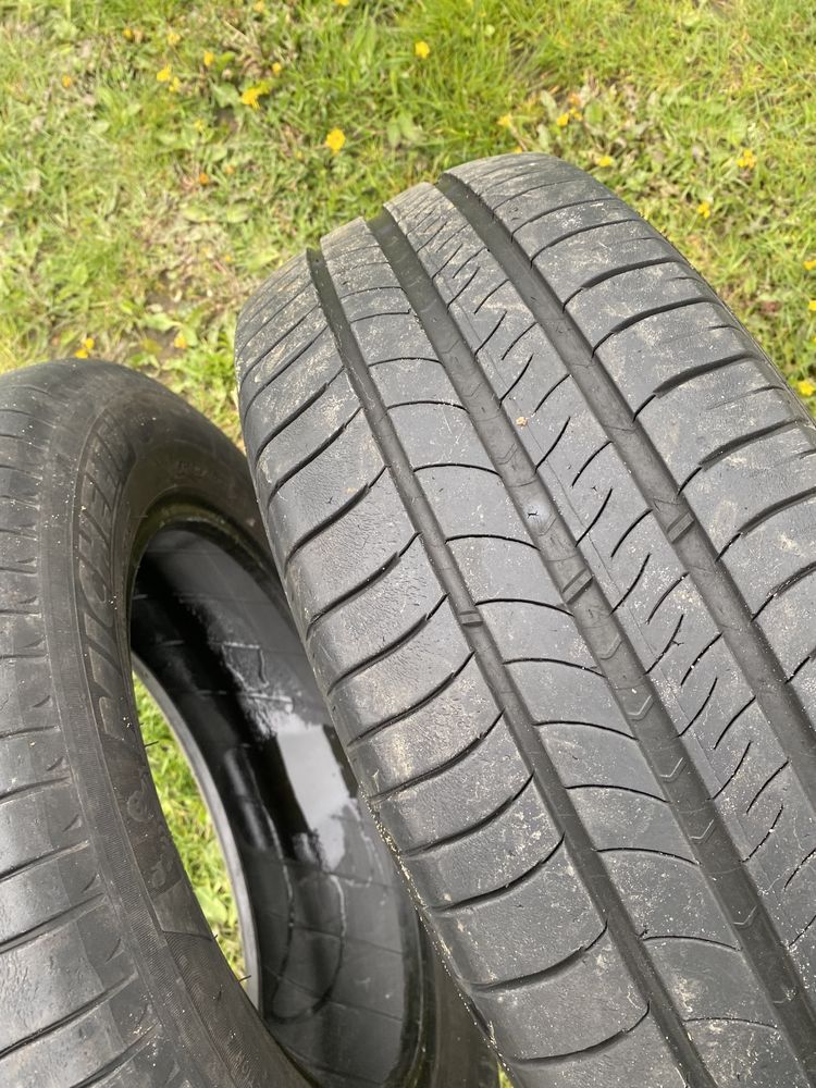 Dwie opony Michelin 215/60 R16 95V letnie