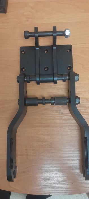 Задняя подвескс и пневмоамортизатор