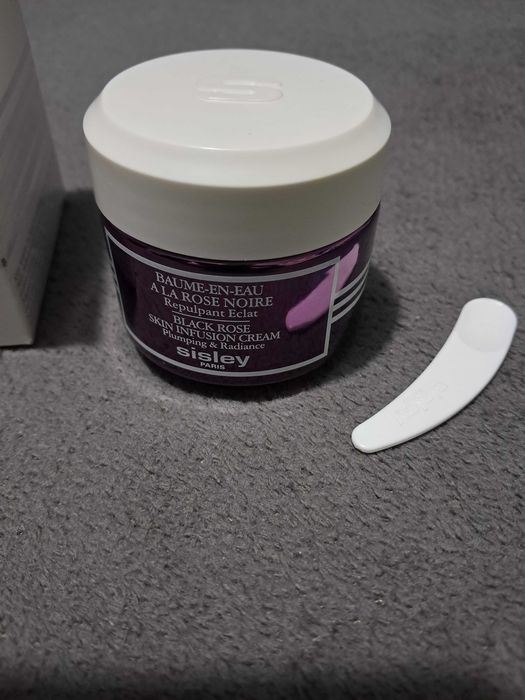 Creme de luxo para o rosto